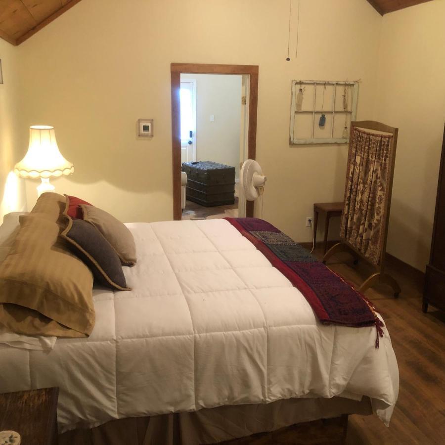 Dry Creek Bed and Breakfast Fredericksburg Esterno foto